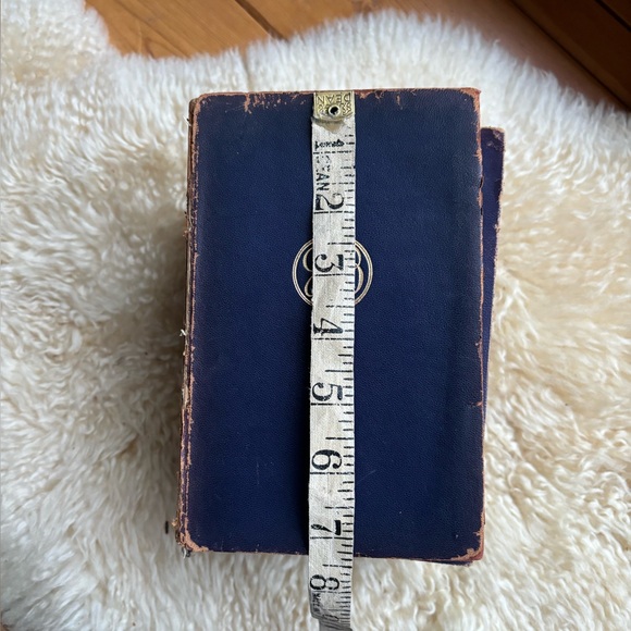 Antique Early 1900’s J.M. Barrie Novels - Picture 14 of 15